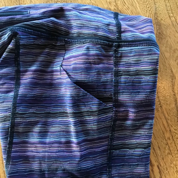 Lululemon leggings - Picture 6 of 7